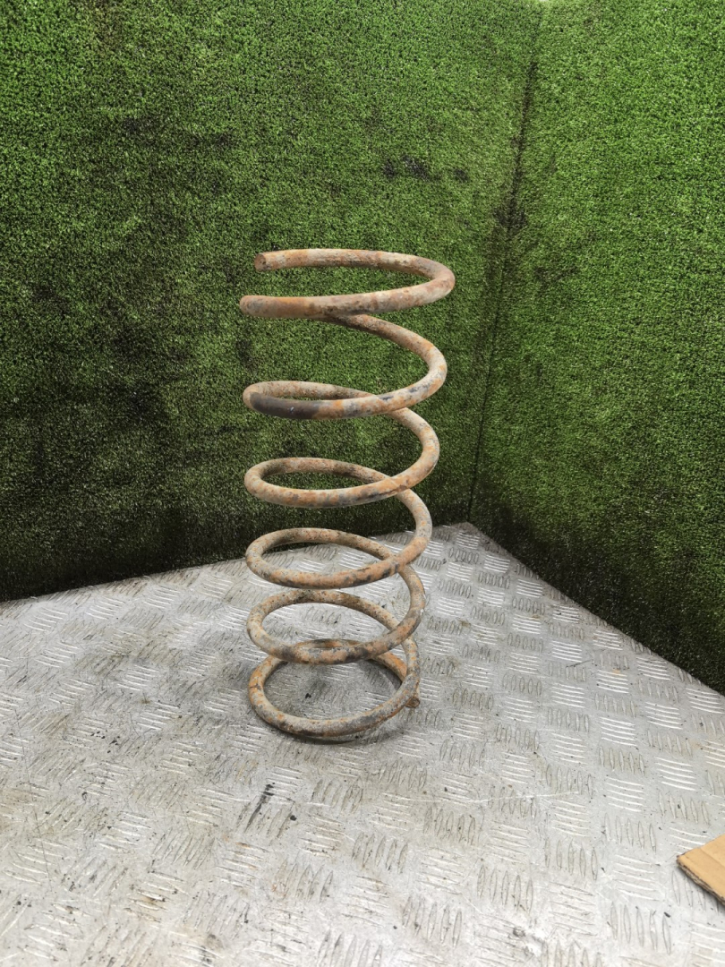 пружина передняя Citroen Xsara 1 поколение 1998, 1.8 л., бензин, МКПП, хетчбэк 5 дв. - фото №1