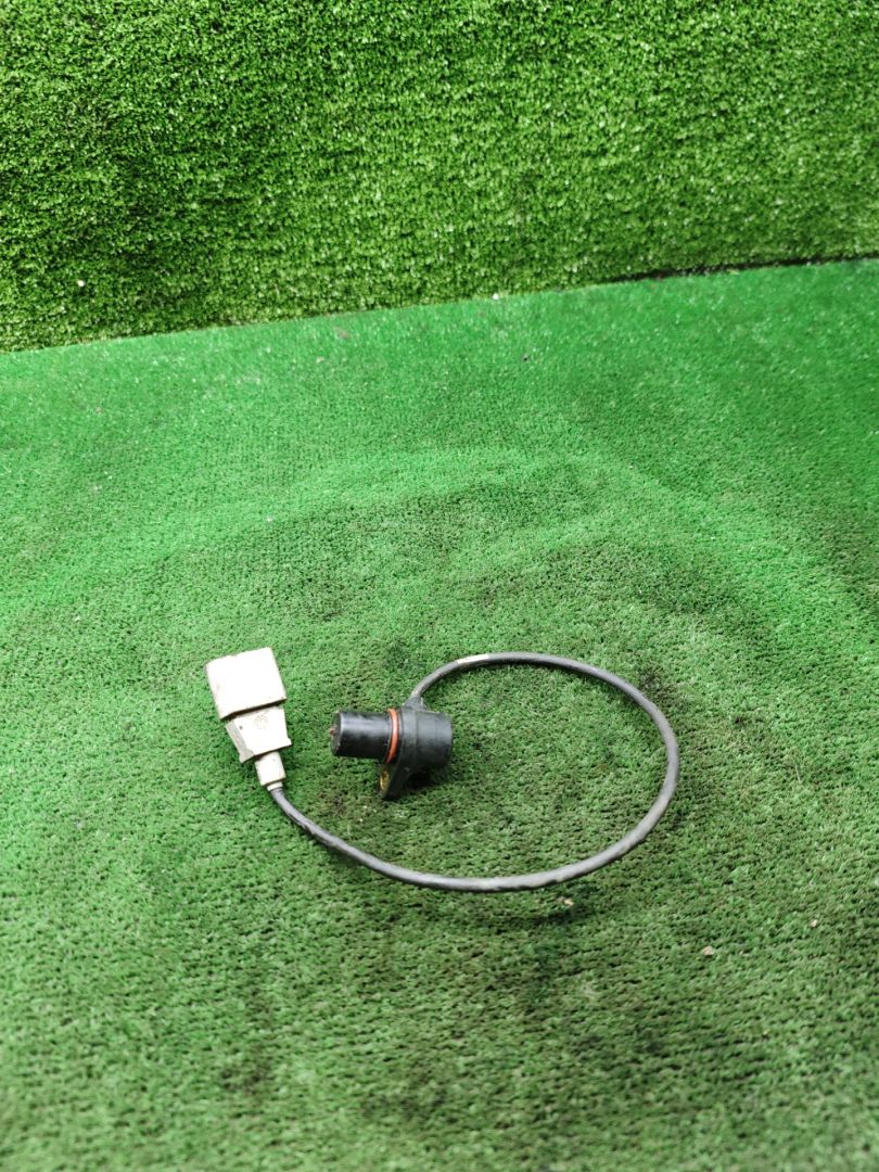 датчик коленвала Audi A6 4F/C6 2005, 3.0 л., дизель, 0261210178 - фото №1