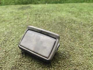 пепельница Volkswagen Jetta 2 поколение 1987, 1.6 л., дизель, МКПП, седан