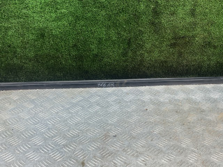 молдинг стекла Daewoo Lanos T100 2000, 1.5 л., бензин, МКПП, хетчбэк 5 дв.