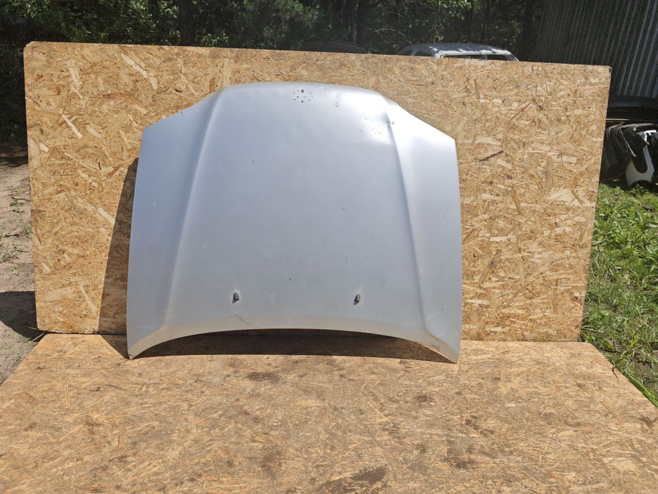 капот Toyota Avensis 1 поколение (T220) 2000, 2.0 л., 2C-T, дизель, МКПП, универсал - фото №1