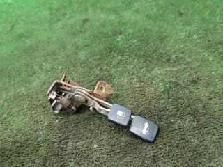 ручка открывания багажника Mazda 323 5 поколение 1998, 1.5 л., бензин, МКПП, хетчбэк 3 дв.