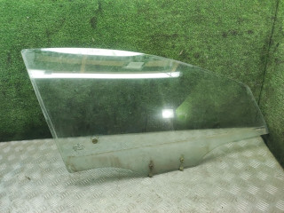 стекло двери передней правой Chrysler Neon 2 поколение 1999, 2.0 л., бензин, АКПП, седан