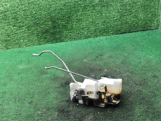 замок двери передней левой Mazda 323 5 поколение 1998, 1.5 л., бензин, МКПП, хетчбэк 3 дв.