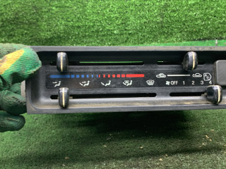 блок управления печки / климат-контроля Mazda 323 5 поколение 1998, 1.5 л., бензин, МКПП, хетчбэк 3 дв.