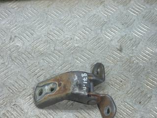 петля двери Toyota Avensis 1 поколение (T220) 1997, 2.0 л., дизель, МКПП, универсал