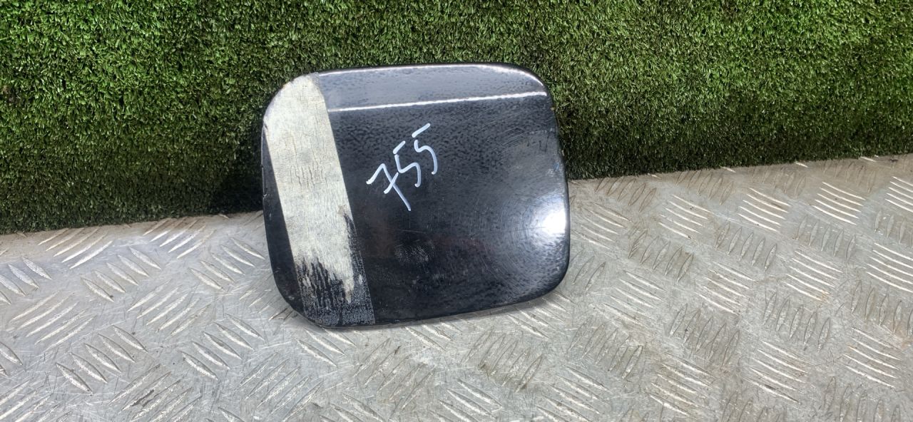 лючок топливного бака Chery Tiggo (T11) 1 поколение 2007, 1.8 л., бензин, МКПП, внедорожник 5 дв. - фото №1