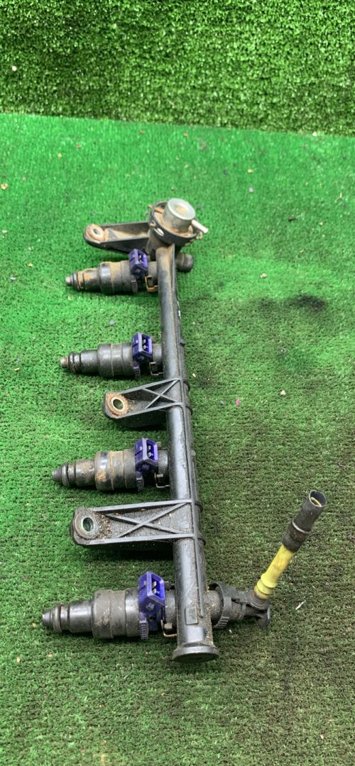 форсунка Renault Megane 1 поколение 1997, 1.6 л., бензин, МКПП, хетчбэк 5 дв., 866313, 192H - фото №1