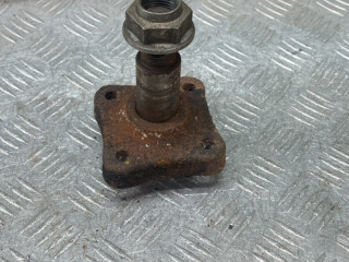 кулак задний правый Renault Logan 1 поколение 2008, 1.6 л., бензин, МКПП, универсал