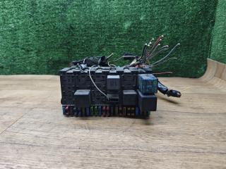 блок предохранителей Volkswagen Transporter T4 1998, 1.9 л., дизель, МКПП, минивэн