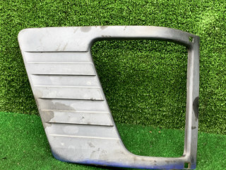 ресничка (ус) фары Mercedes-Benz T1 207-210D W601 1995, 2.3 л., дизель, МКПП, микроавтобус