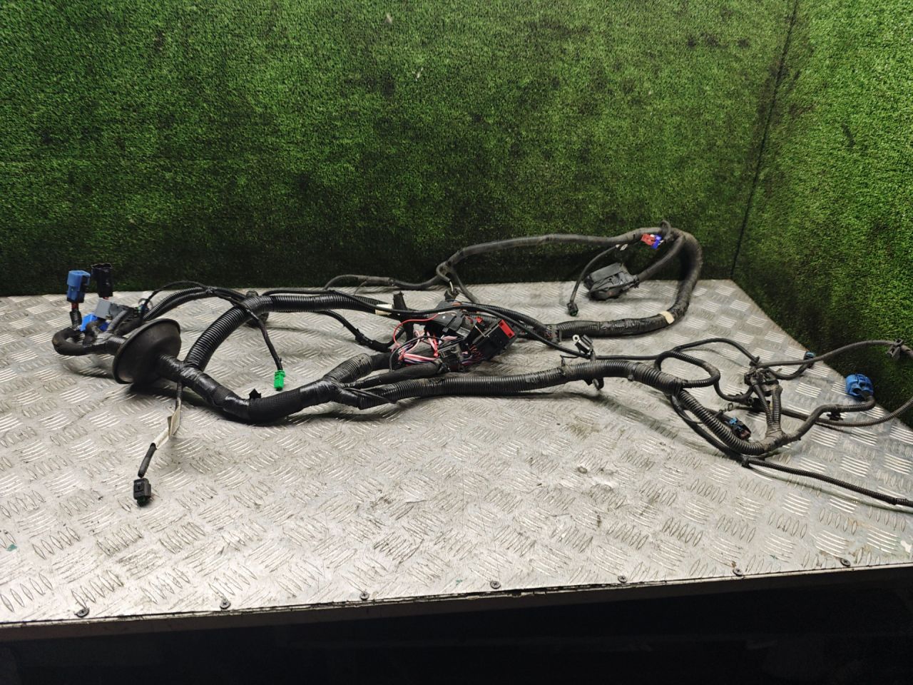 проводка двигателя Lada Vesta 1 поколение 2023, 1.6 л., бензин, МКПП, седан, 8450043415 - фото №1