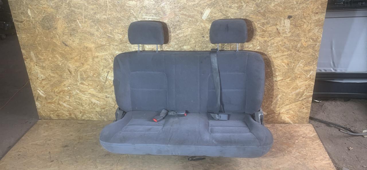 сиденье заднее Toyota Picnic 1 поколение XM10 2000, 2.0 л., бензин, МКПП, минивэн - фото №1