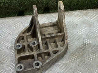 кронштейн КПП Kia Carnival 1 поколение [рестайлинг] 2002, 2.9 л., CRDi, дизель, МКПП, минивэн