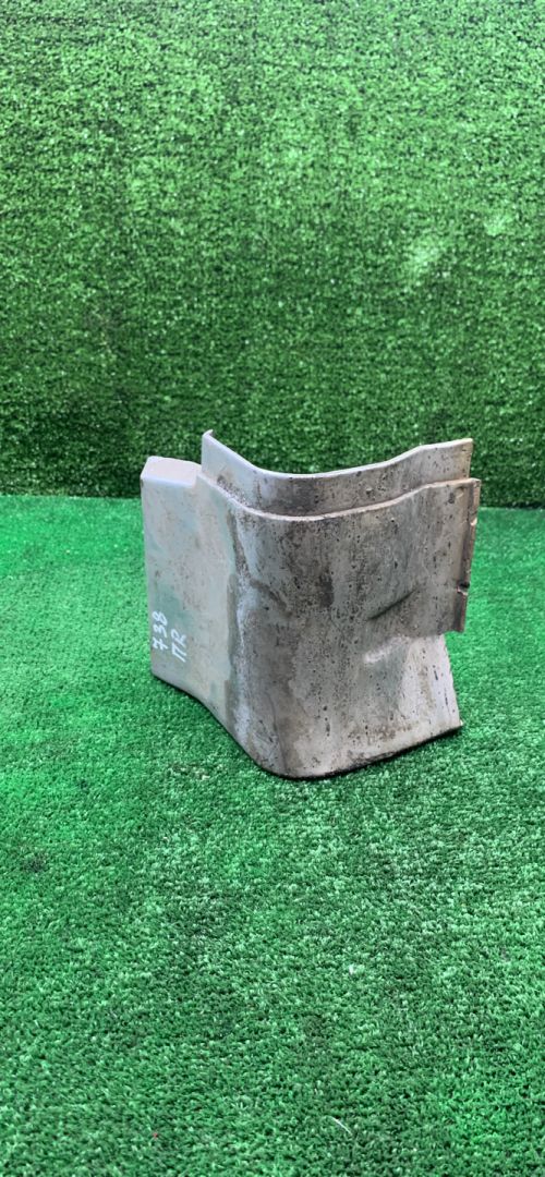 накладка на порог Hyundai Accent 1 поколение (X3) 1995, 1.5 л., бензин, МКПП, хетчбэк 3 дв. - фото №1