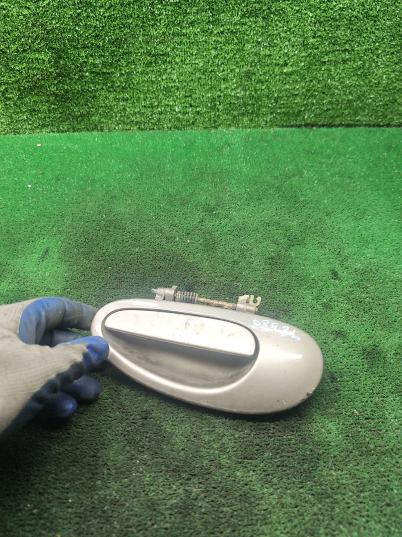 ручка наружная задняя левая Chrysler Neon 2 поколение 1999, 2.0 л., бензин, АКПП, седан - фото №1