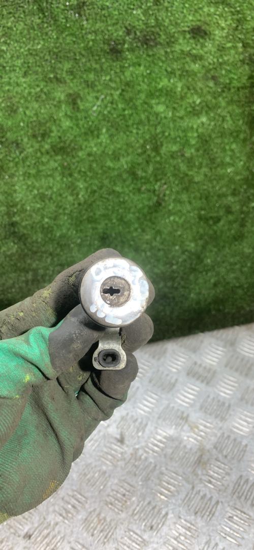 личинка дверного замка Citroen Xsara 1 поколение 1999, 1.8 л., бензин, МКПП, универсал - фото №1