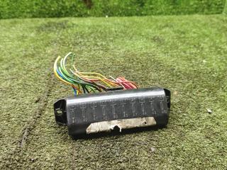 блок предохранителей Lada 2121 Niva 1 поколение [рестайлинг] 2005, 1.7 л., бензин, МКПП, внедорожник 3 дв.