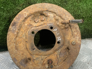 защитный кожух тормозного механизма Toyota Picnic 1 поколение XM10 2001, 2.2 л., 3C-TE, дизель, МКПП, минивэн