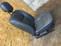 сиденье переднее Renault Duster 1 поколение 2014, 2.0 л., F4R 400, бензин, МКПП, внедорожник 5 дв., полный привод - фото №4