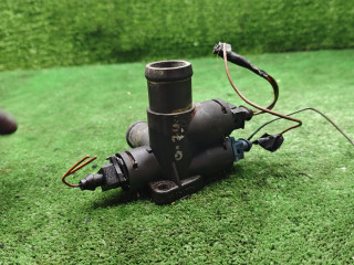 фланец (тройник) системы охлаждения Volkswagen Passat B4 1995, 2.0 л., бензин, МКПП, универсал