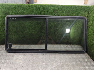 стекло сдвижной двери Mercedes-Benz T1 207-210D W601 1995, 2.3 л., дизель, МКПП, микроавтобус