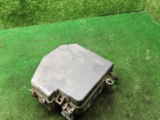 блок предохранителей Mazda 626 GE [рестайлинг] 1997, 1.8 л., бензин, МКПП, хетчбэк 5 дв.