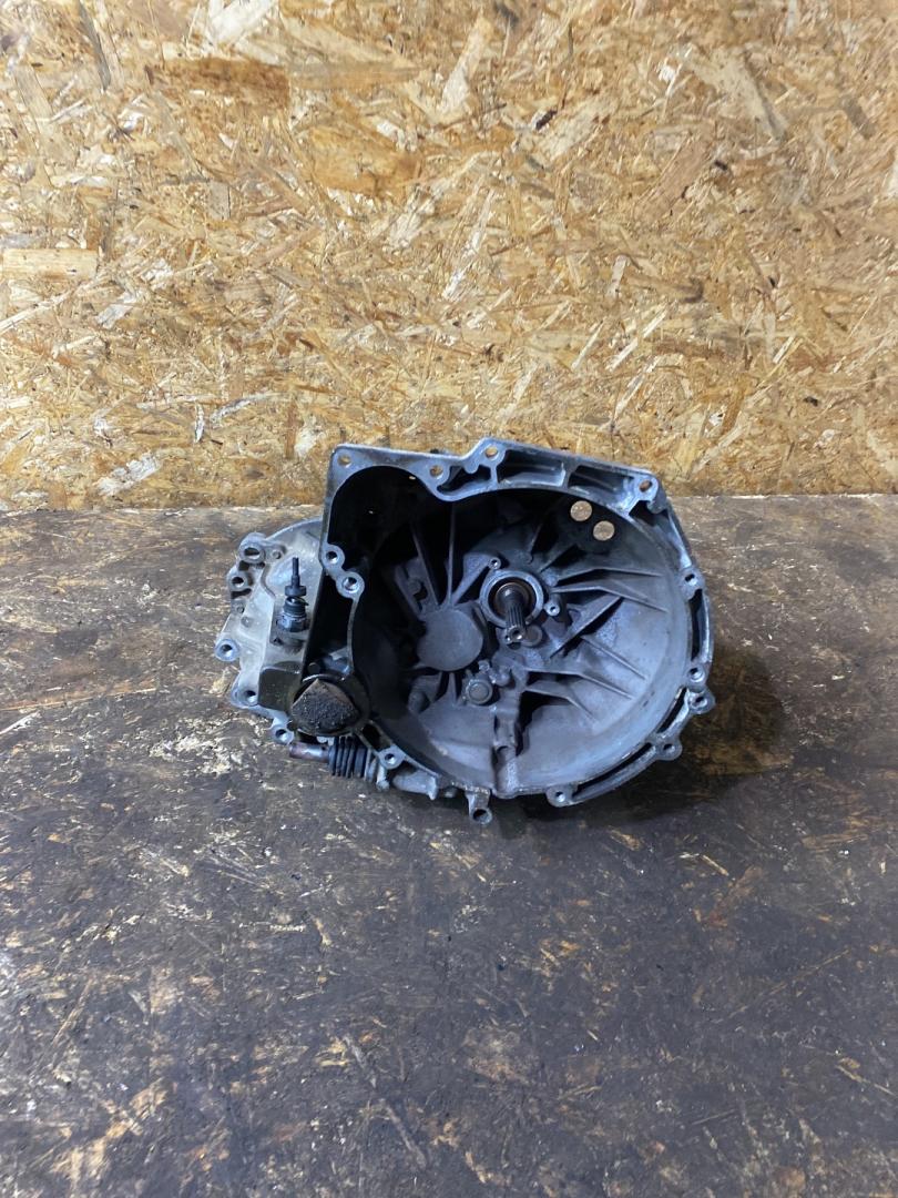 КПП механическая (МКПП) Ford Ka 1 поколение 1998, 1.0 л., бензин, МКПП, хетчбэк 3 дв. - фото №1