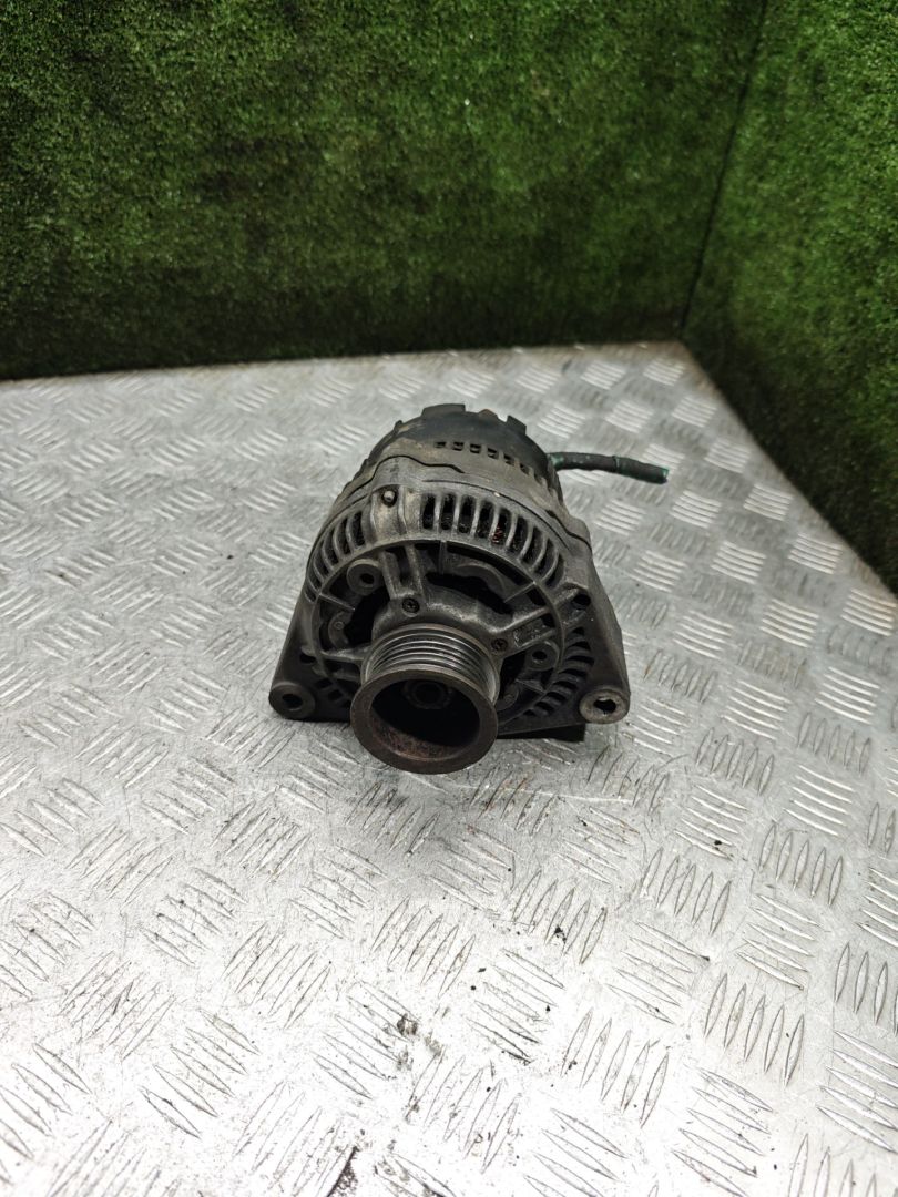 генератор Mercedes-Benz T1 207-210D W601 1990, 2.3 л., дизель, МКПП, микроавтобус, 0123335003, 0091543002 - фото №1