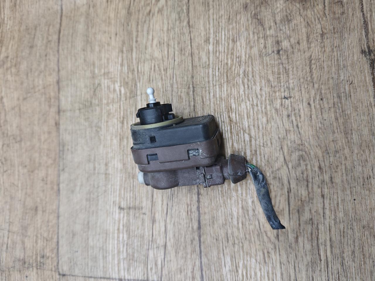 корректор фар Citroen Xsara 1 поколение 1999, 1.8 л., LFY (XU7JP4), бензин, МКПП, универсал - фото №1