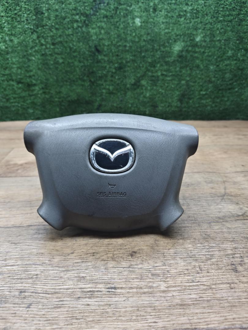 подушка безопасности водителя Mazda Premacy 1 поколение 2000, 2.0 л., дизель, МКПП, минивэн - фото №1