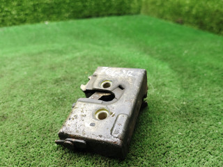 замок двери задней правой Volkswagen Passat B3 1990, 1.9 л., TDi, дизель, МКПП, универсал