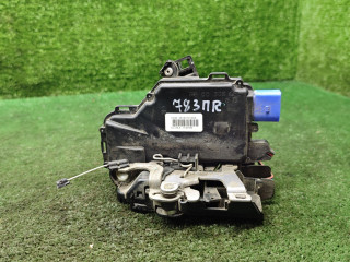 замок двери передней правой Skoda Fabia 1 поколение [рестайлинг] 2007, 1.2 л., бензин, МКПП, седан, 3B1837016CB