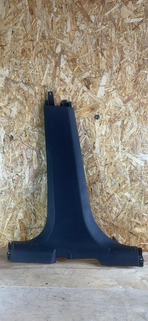 обшивка стойки центральной левой Lada Vesta 1 поколение 2023, 1.6 л., бензин, МКПП, седан, 8450041659 - фото №1