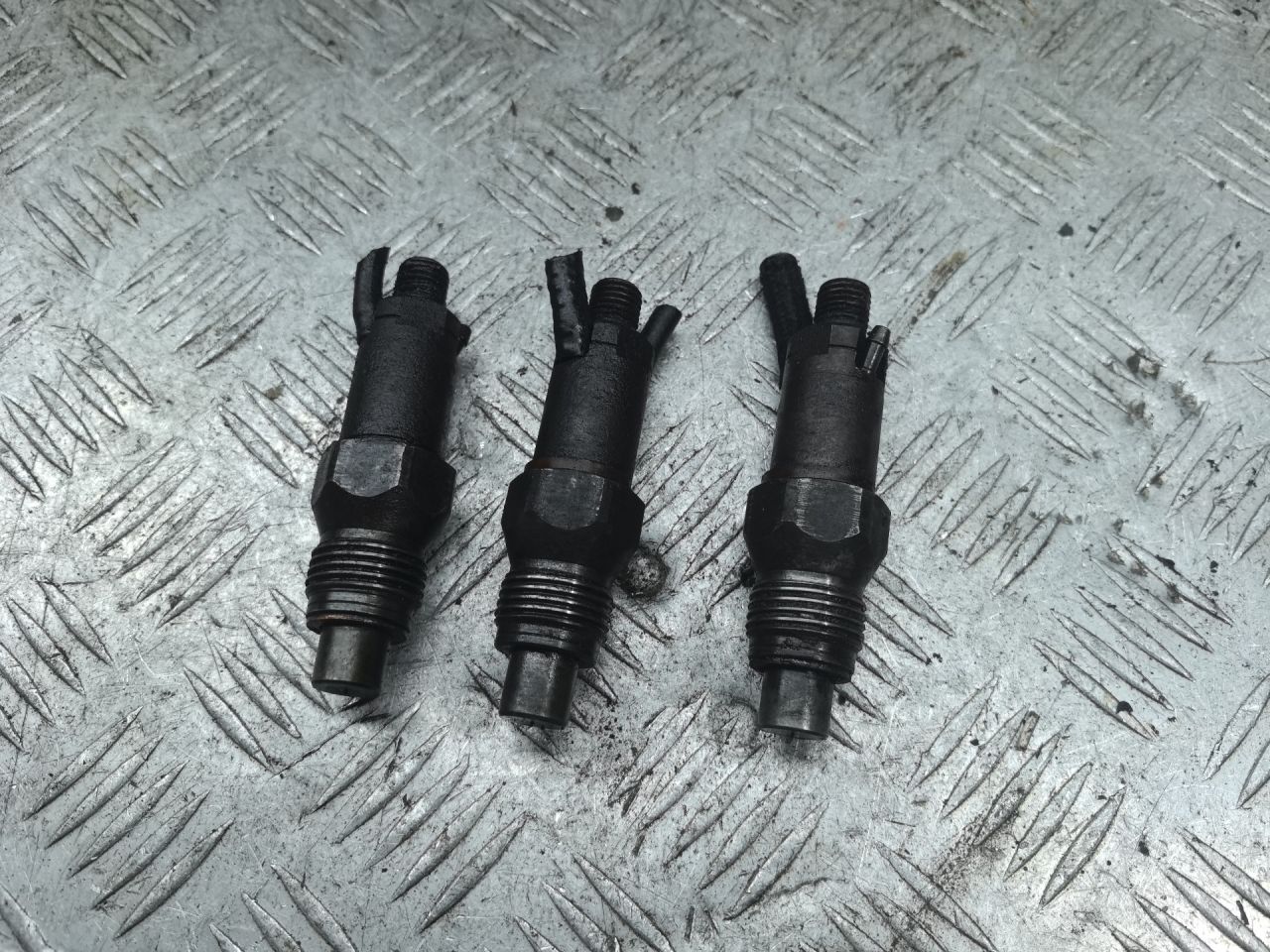 форсунка Peugeot 806 1 поколение 1997, 2.1 л., дизель, МКПП, минивэн, LCR6734302H - фото №1