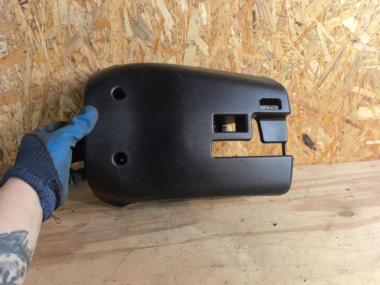 кожух рулевой колонки Lada Vesta 1 поколение 2023, 1.6 л., бензин, МКПП, седан - фото №1