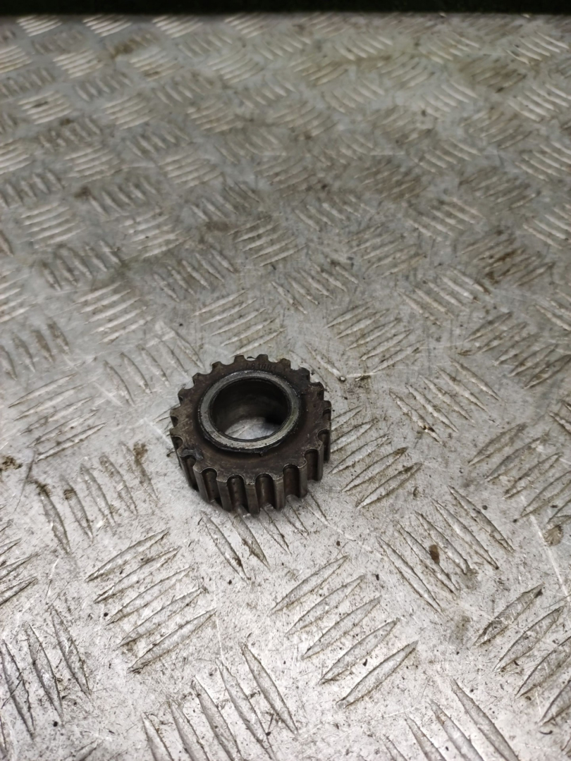 шестерня (звездочка) коленвала Renault Logan 1 поколение 2008, 1.6 л., бензин, МКПП, универсал, 461001 - фото №1