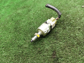 Датчик педали тормоза (лягушка) Honda Accord 5 поколение [рестайлинг] 1996, 2.0 л., дизель, МКПП, седан