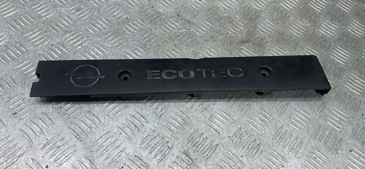 декоративная крышка двигателя Opel Sintra 1 поколение 1997, 2.2 л., X 22 XE, бензин, МКПП, минивэн - фото №1