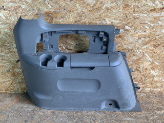 обшивка багажника Chrysler Voyager 4 поколение 2002, 2.4 л., бензин, МКПП, минивэн