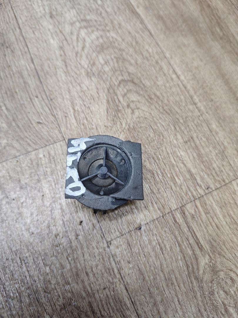 динамик высокочастотный (пищалка) Renault Laguna 2 поколение 2002, 1.9 л., дизель, МКПП, хетчбэк 5 дв. - фото №1