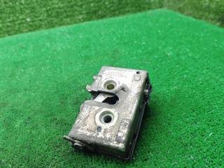 замок двери задней правой Volkswagen Passat B3 1991, 1.8 л., бензин, МКПП, универсал