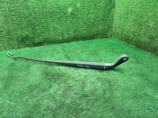 щеткодержатель (поводок стеклоочистителя, дворник) Dodge Caravan 4 поколение 2001, 2.4 л., бензин, АКПП, минивэн