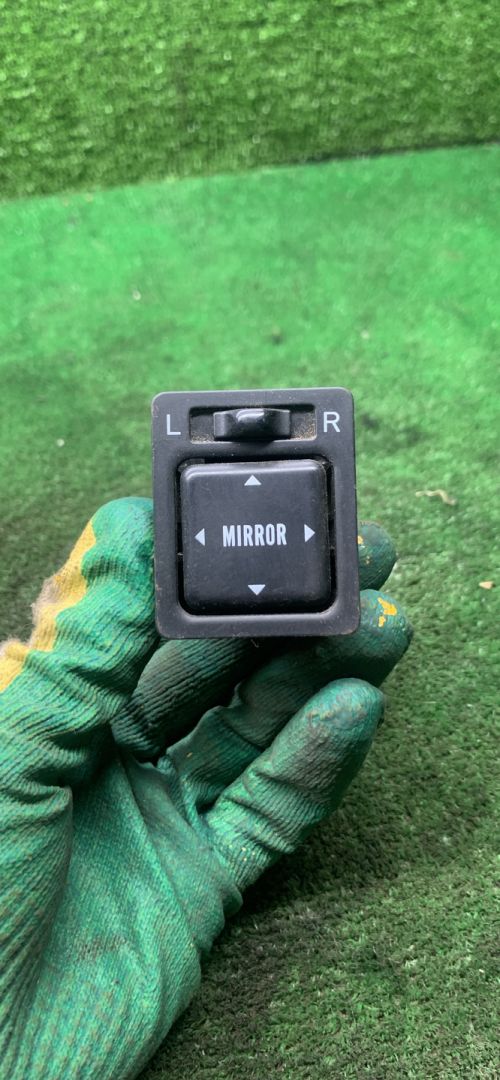 джойстик регулировки зеркал Toyota Picnic 1 поколение XM10 2000, 2.0 л., бензин, МКПП, минивэн - фото №1