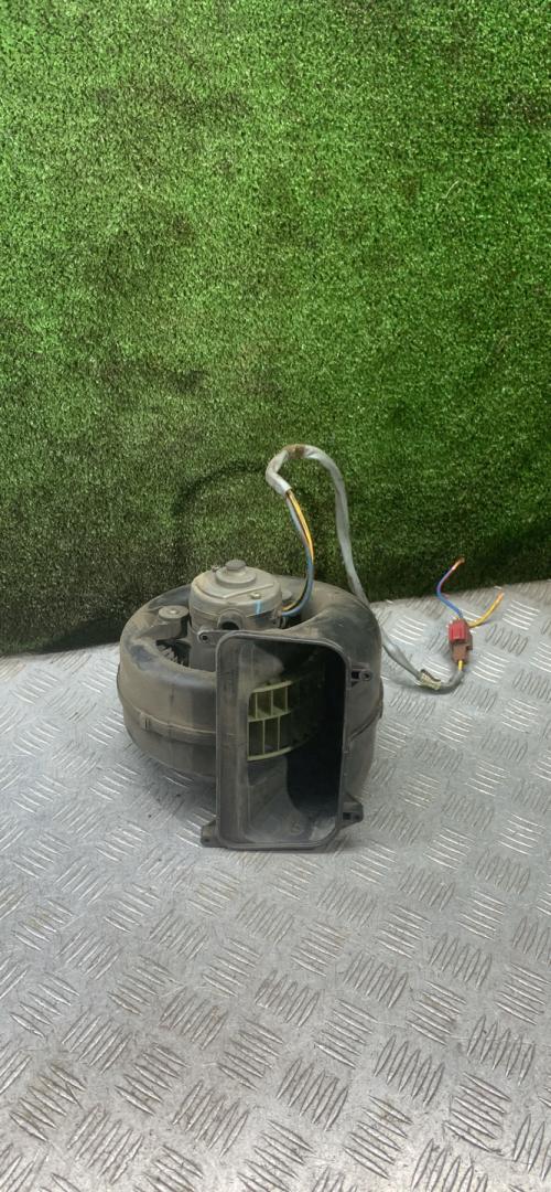 моторчик печки Rover 600 Series 1 поколение 1998, 1.8 л., бензин, МКПП, седан - фото №1