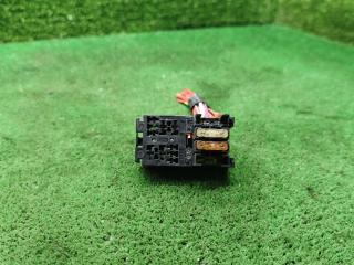 блок предохранителей Renault Logan 1 поколение 2008, 1.6 л., бензин, МКПП, универсал