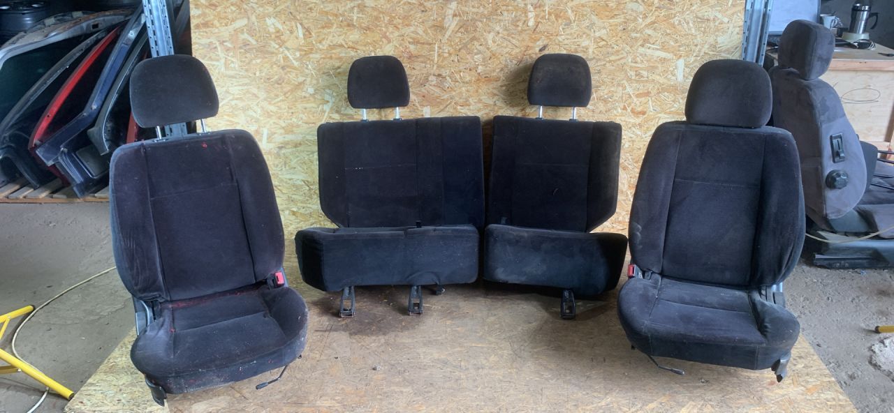 салон (комплект сидений) Great Wall Hover 1 поколение 2008, 2.4 л., бензин, МКПП, внедорожник 5 дв. - фото №1