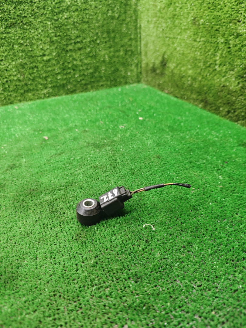 датчик детонации Ford Mondeo 3 поколение 2002, 2.0 л., дизель, АКПП, хетчбэк 5 дв. - фото №1