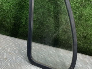 стекло двери передней правой Mercedes-Benz T1 207-210D W601 1993, 2.3 л., OM 601.940, дизель, МКПП, фургон