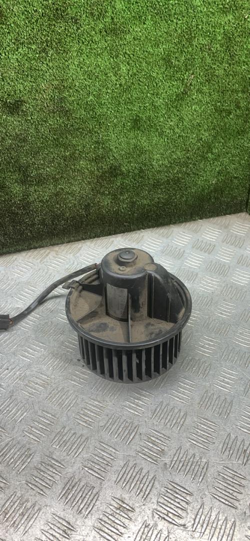 моторчик печки Volkswagen Transporter T4 1998, 1.9 л., дизель, МКПП, микроавтобус, 357819021 - фото №1